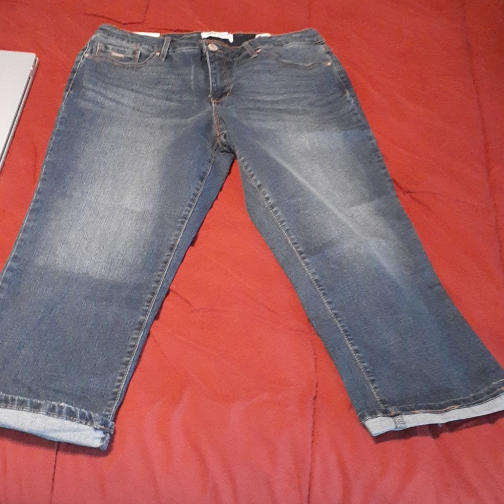 Nine West Capri
